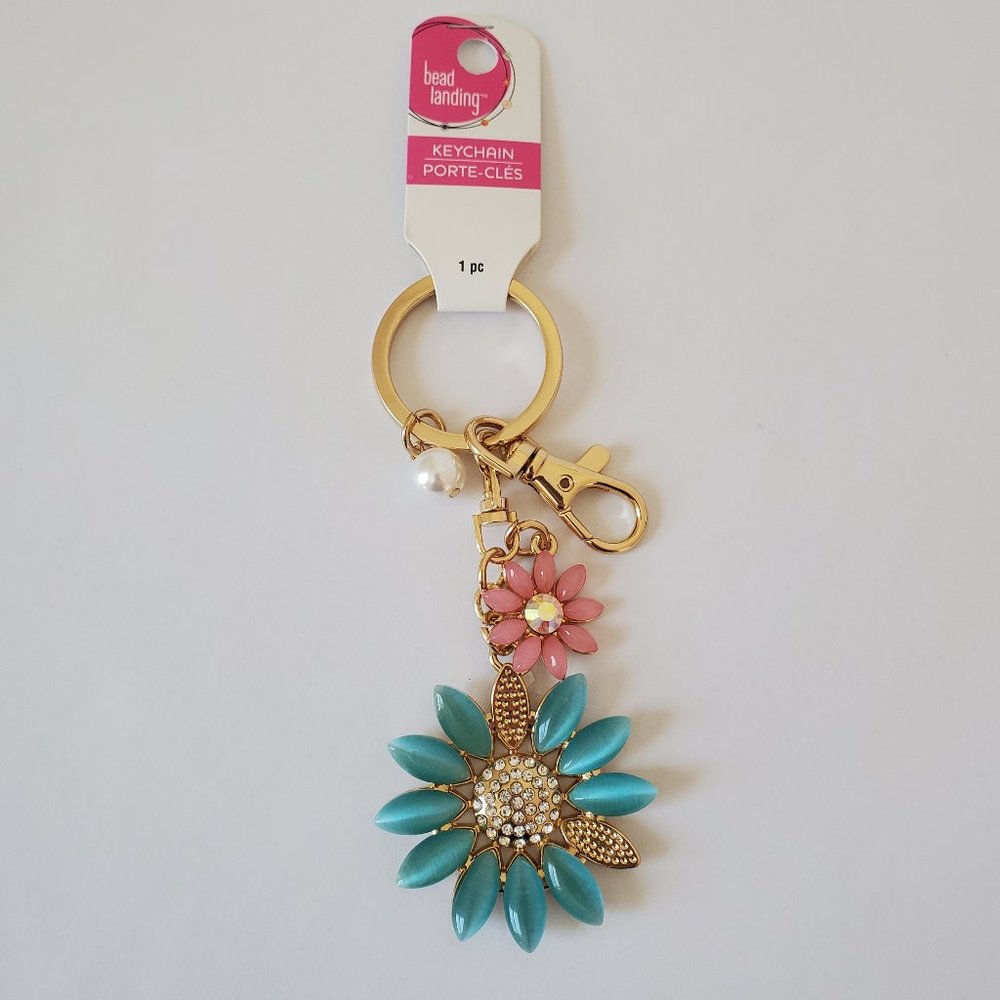 Flowers Keychain - Picture 4 of 6